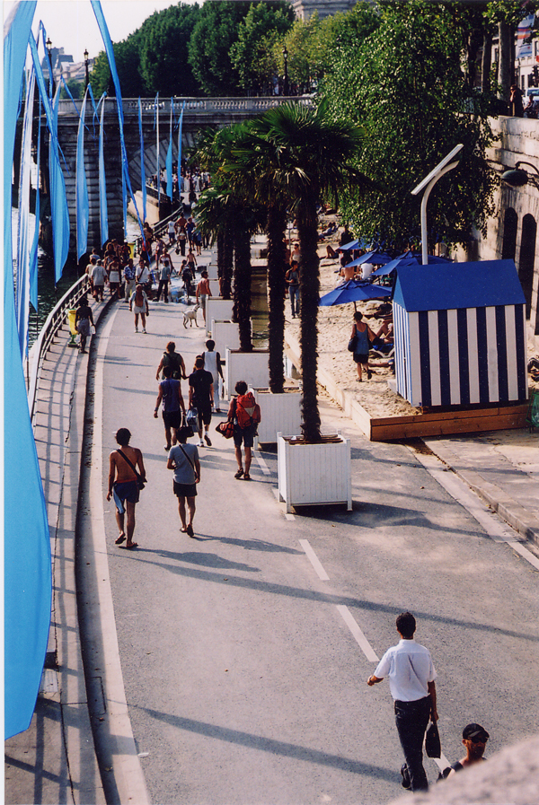 Paris plage 2004 150dpi